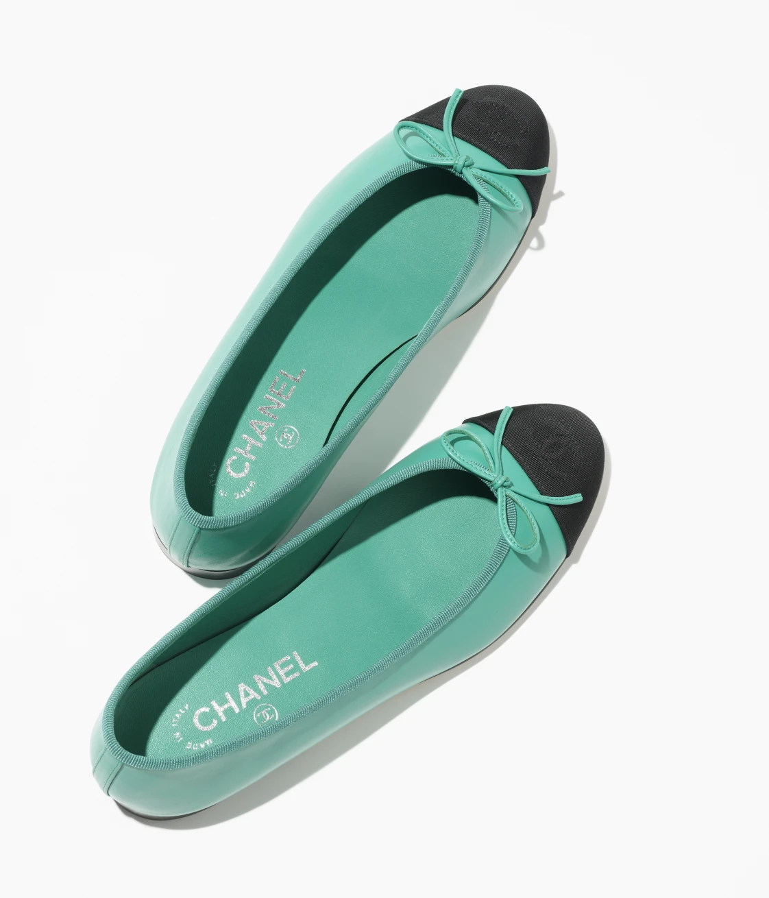 flat shoes